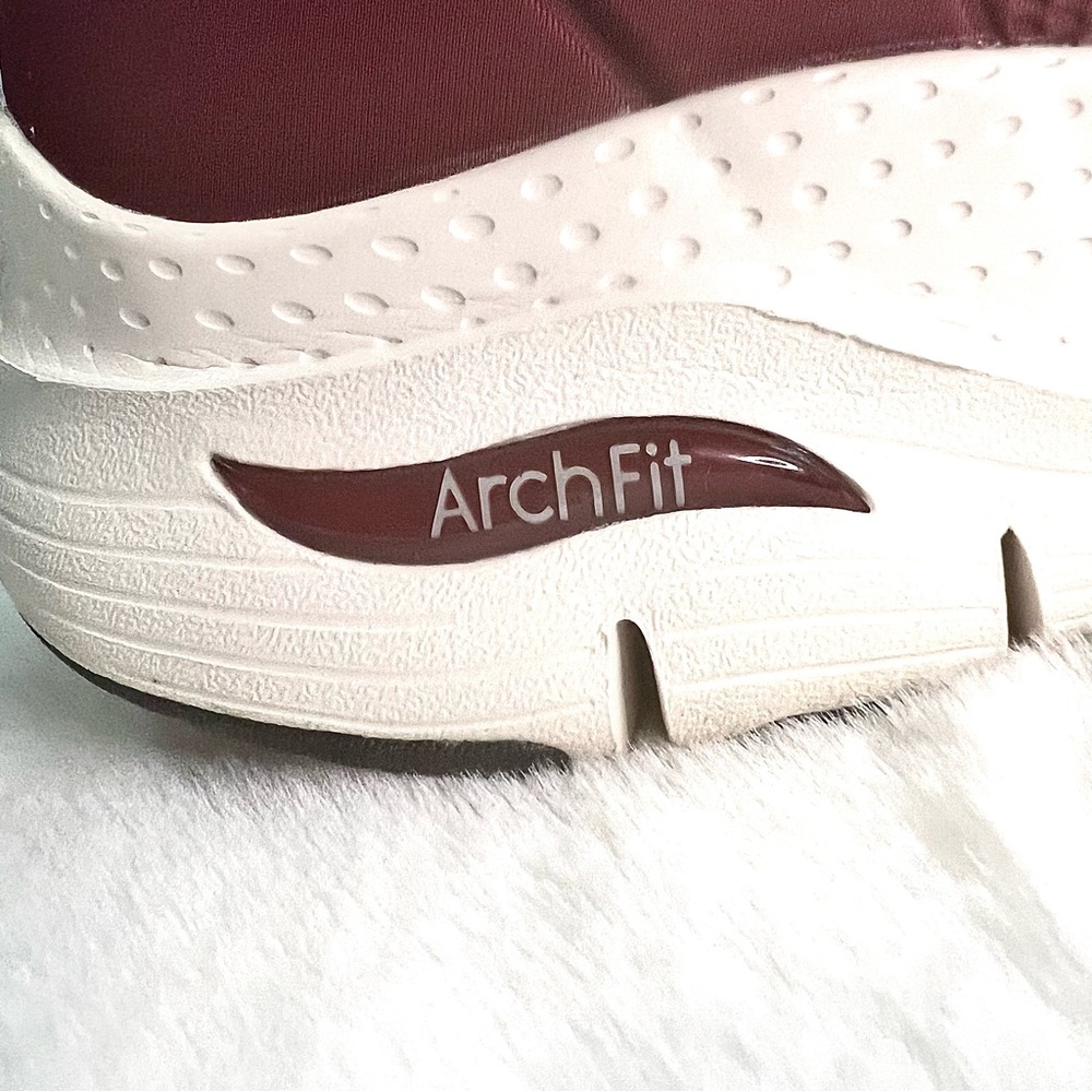 Skechers Men's Arch Fit Titan Sneakers Burgundy Size 8.5 - Picture 10 of 16